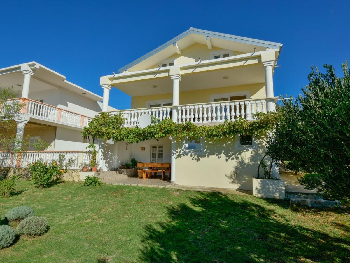 Holiday Home Ana By Interhome Масленица Экстерьер фото